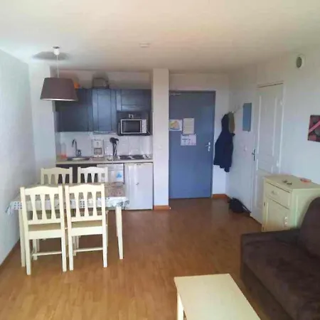 Confortable A - 40 M² Avec Balcon Vue Montagne דירה